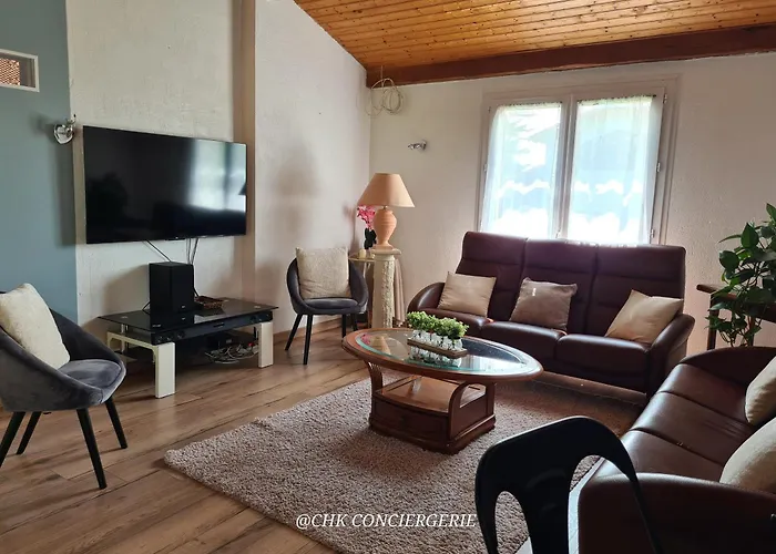 La Casa - Familal - 15min From Puy Dufou 度假居